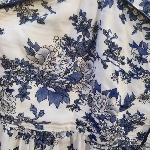 MODCLOTH PLUS SIZE FLORAL DRESS - Picture 2 of 2